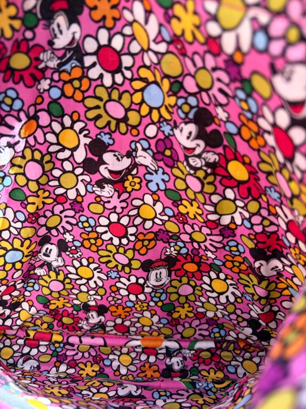 Disney Parks Vera Bradley Hipster Crossbody “Just Mousing Around” Like New - Picture 6 of 17